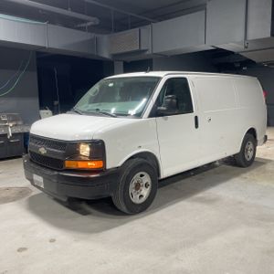 CHEVROLET EXPRESS 2500 - 1