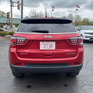 JEEP COMPASS LIMITED 4X4 - 7