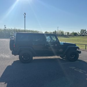 JEEP WRANGLER UNLIMITED SAHARA - 10