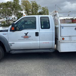 FORD F-550 CHASSIS XL - 4