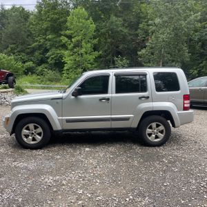 2012 JEEP LIBERTY SPORT 照片 3