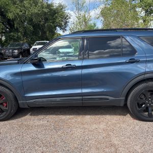 FORD EXPLORER ST - 4