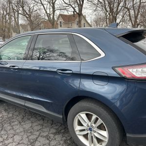 FORD EDGE SEL - 6