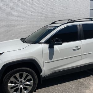 صورة 2 لـ 2024 Toyota RAV4 XLE PREMIUM