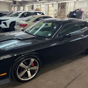 DODGE CHALLENGER SRT8 392 - 2