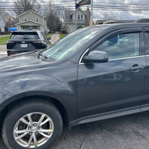 CHEVROLET EQUINOX LT - 2