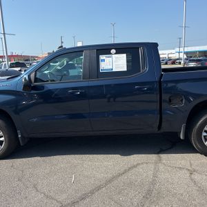 2022 Chevrolet SILVERADO 1500 LT 照片 4