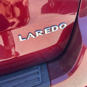 2016 JEEP GRAND CHEROKEE LAREDO — миниатюра 23