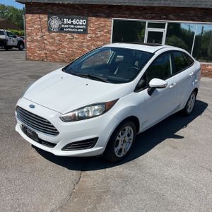 صورة 1 لـ 2016 FORD FIESTA SE