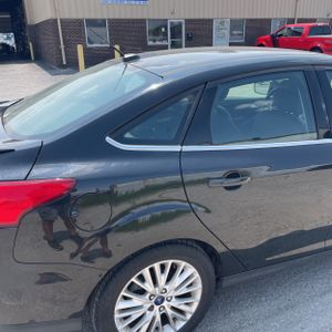 2015 FORD FOCUS TITANIUM 照片 9