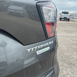 2017 FORD ESCAPE TITANIUM — миниатюра 23