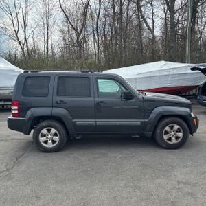 JEEP LIBERTY SPORT - 10