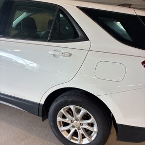 Chevrolet Equinox LS - 6