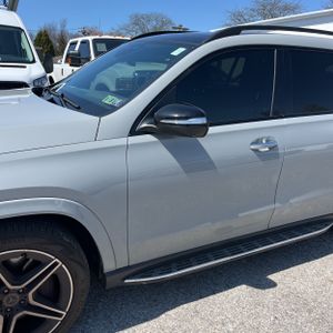 MERCEDES-BENZ GLS - 2