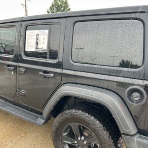 صورة 5 لـ 2022 JEEP WRANGLER UNLIMITED SPORT ALTITUDE