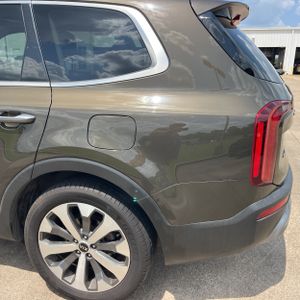 صورة 6 لـ 2020 KIA TELLURIDE S