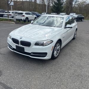 BMW 528I XDRIVE - 1