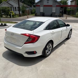 2018 Honda CIVIC LX — фото 8