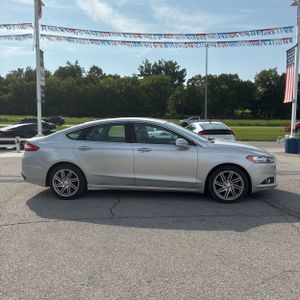 صورة 10 لـ 2014 FORD FUSION SE