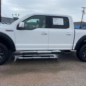 FORD F-150 LARIAT - 4