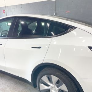 TESLA MODEL Y LONG RANGE - 6