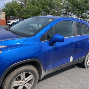 CHEVROLET TRAX - 2
