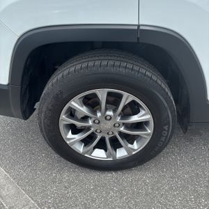 صورة مصغرة 19 لـ 2019 JEEP CHEROKEE LATITUDE PLUS