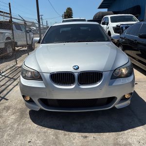 BMW 5-SERIES 550I - 10