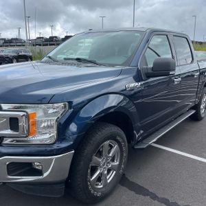 2018 FORD F-150 XLT photo 2