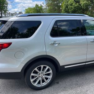 FORD EXPLORER LIMITED - 9