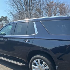 CHEVROLET TAHOE HIGH COUNTRY - 4