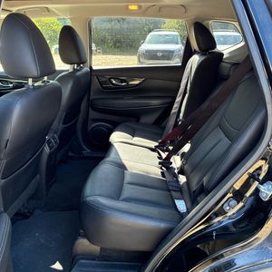 2017 Nissan ROGUE SL 照片 34