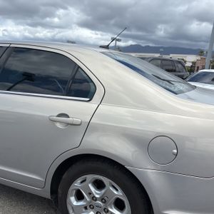 FORD FUSION SE - 6