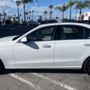 MERCEDES-BENZ C-CLASS - 4