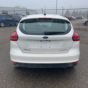 FORD FOCUS TITANIUM - 7