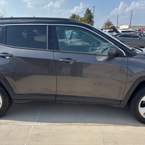 2018 JEEP COMPASS LATITUDE — миниатюра 11