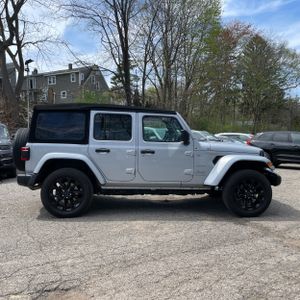 JEEP WRANGLER SAHARA 4XE - 10