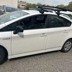 TOYOTA PRIUS - 4