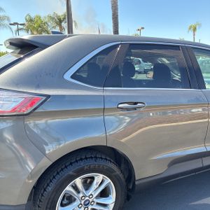 FORD EDGE SEL - 9