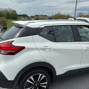 NISSAN KICKS SV - 9