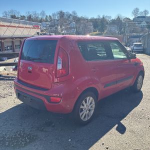 KIA SOUL + - 8