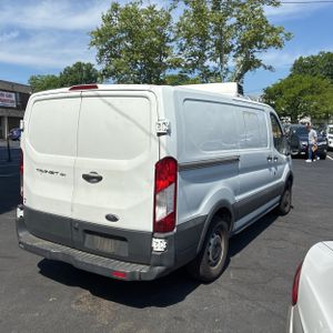 FORD TRANSIT 150 - 8