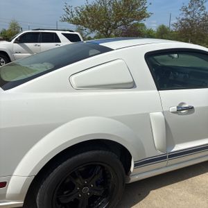 FORD MUSTANG GT PREMIUM - 9