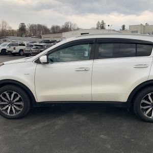 KIA SPORTAGE EX - 4