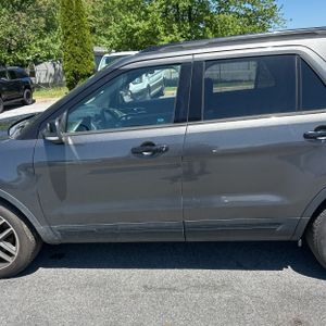 FORD EXPLORER SPORT - 4