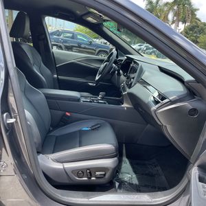 صورة مصغرة 33 لـ 2025 Lexus RX 350 BASE