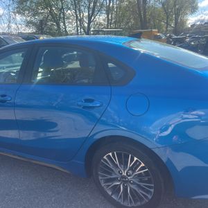 KIA FORTE GT-LINE - 6