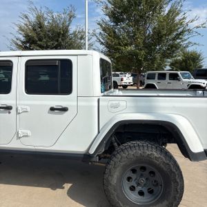 صورة 6 لـ 2021 JEEP GLADIATOR RUBICON