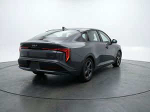 2025 KIA K4 LXS photo 7