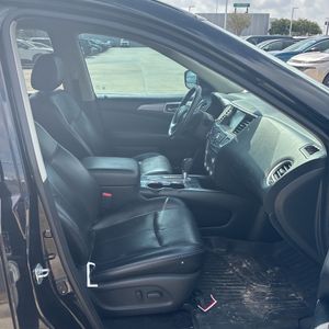 2018 Nissan PATHFINDER SL — миниатюра 33